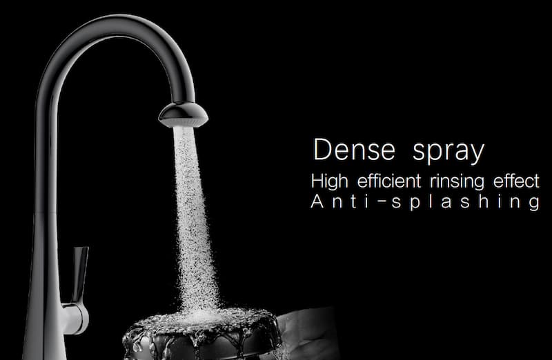 Splash free sprayer head